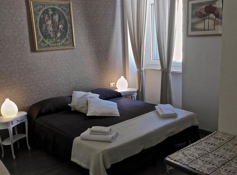 Guest House Casa Vicenza Rome Bagian luar foto