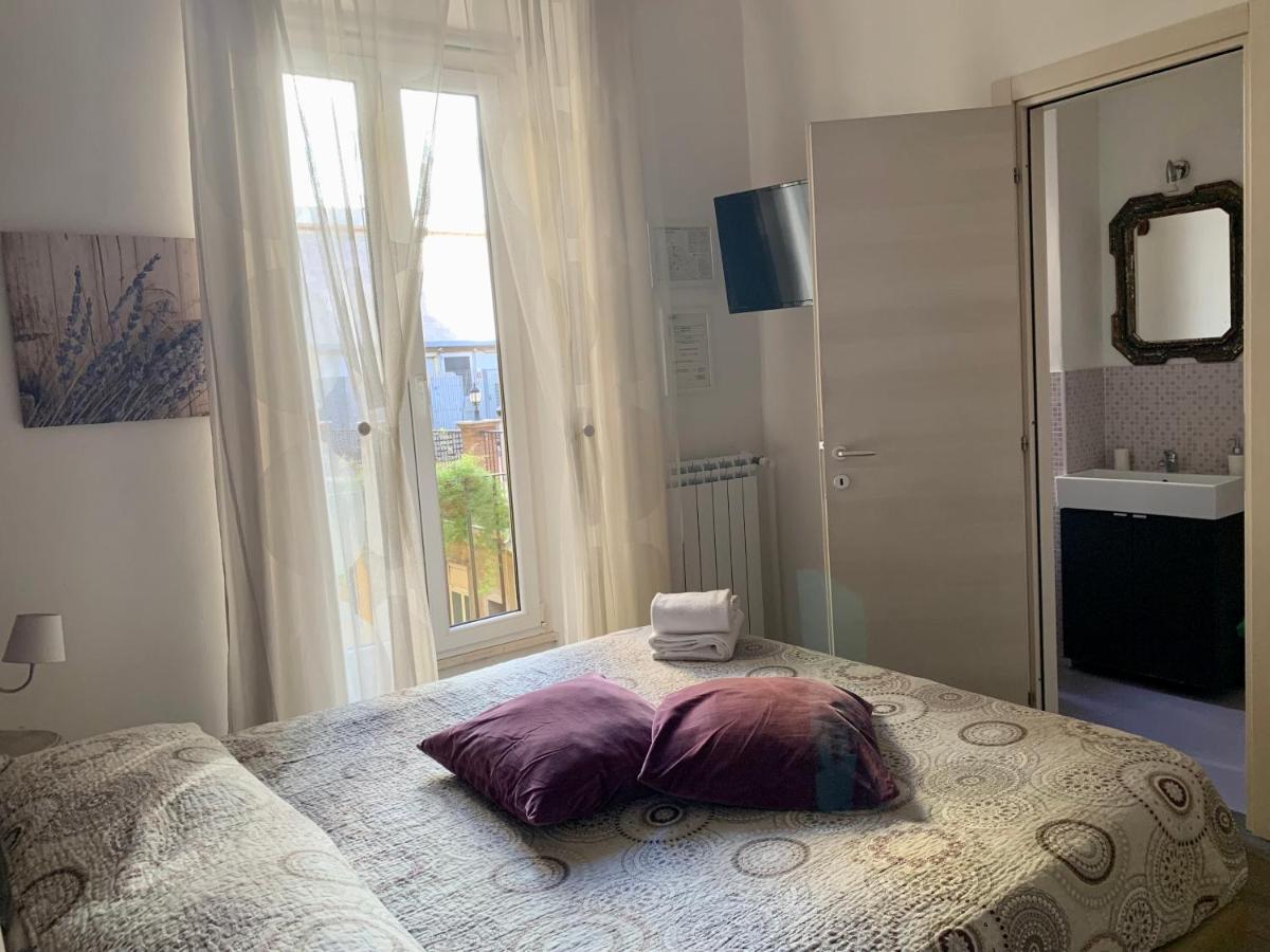 Guest House Casa Vicenza Rome Bagian luar foto