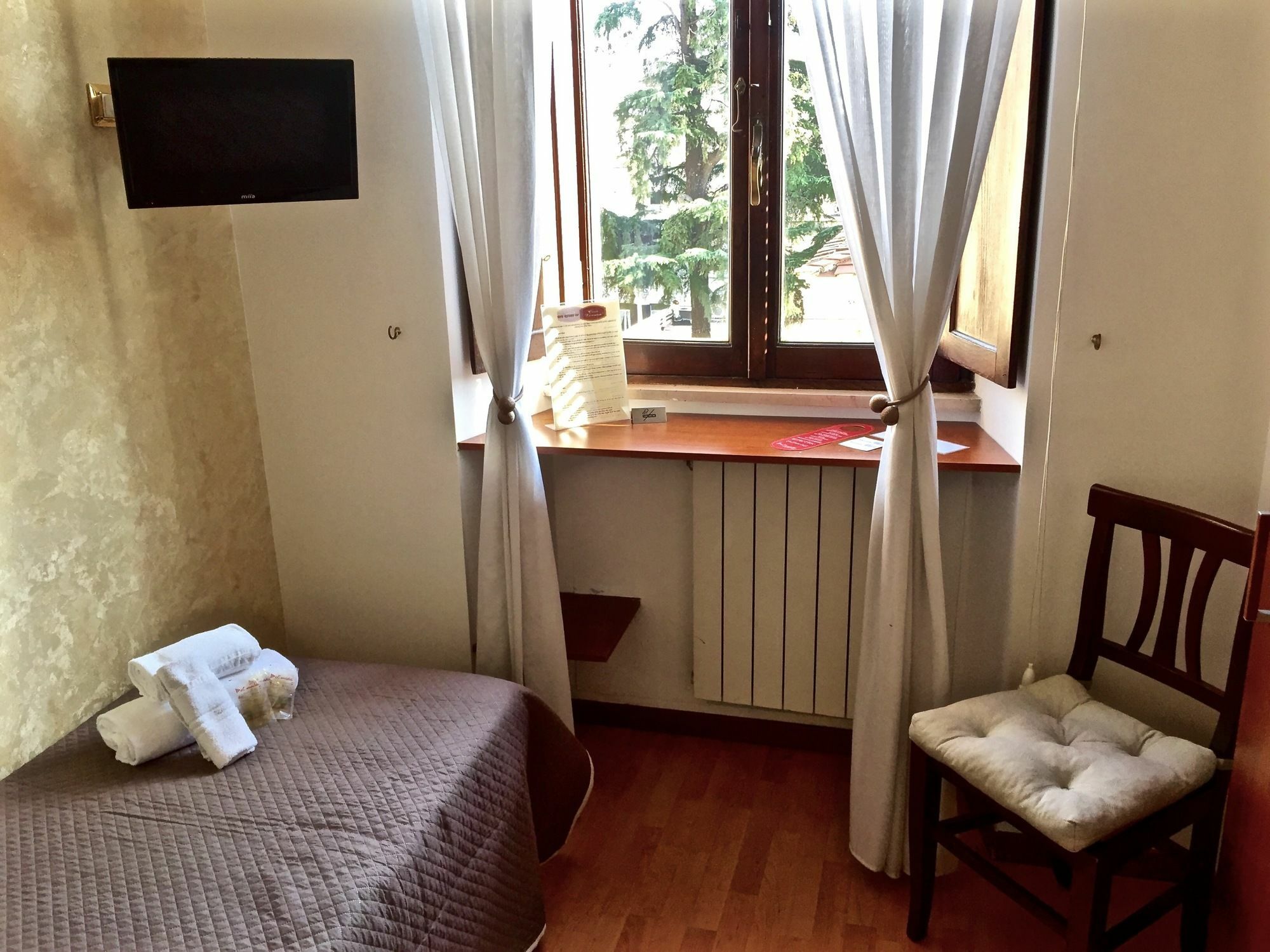 Guest House Casa Vicenza Rome Bagian luar foto