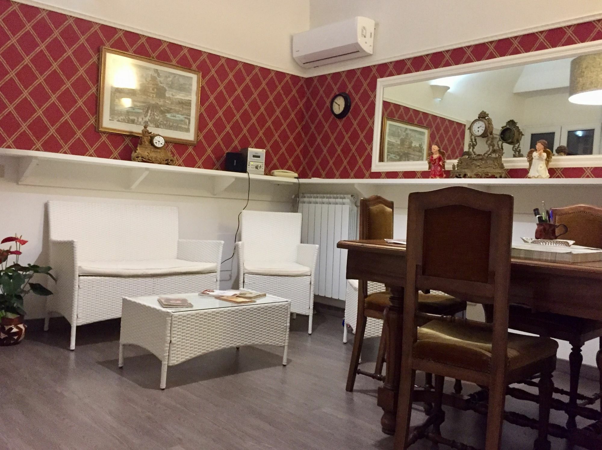 Guest House Casa Vicenza Rome Bagian luar foto